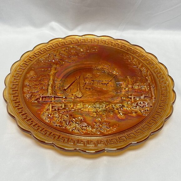Imperial Carnival Glass Marigold 10" Plate With Homestead Woodland Design - Picture 2 of 10